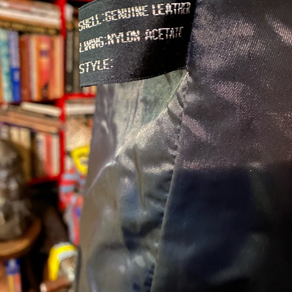 VTG WILSON’s Black Leather Long Jacket, size 8 - Picture 9 of 10